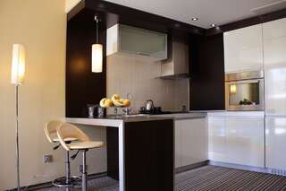 Отель Olives City Hotel София Two-Bedroom Apartment with Hot Tub and Balcony-2
